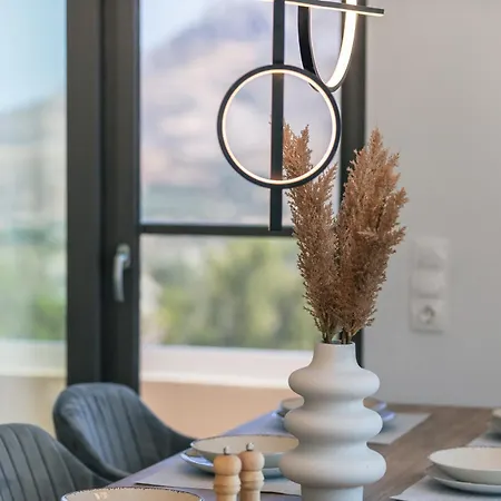 Sigma Villa, Private Swimming Pool Garden, Panoramic Sunset Willa *