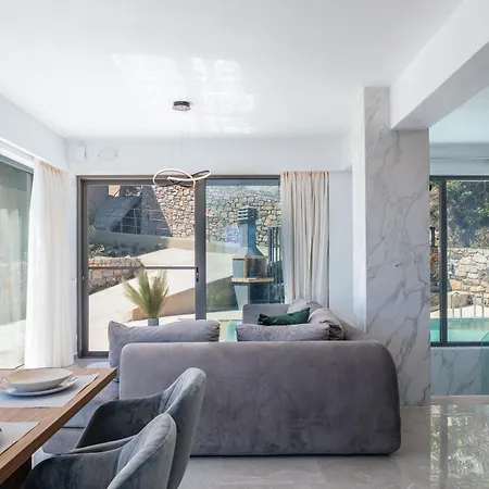 Sigma Villa, Private Swimming Pool Garden, Panoramic Sunset Villa Réthymnon