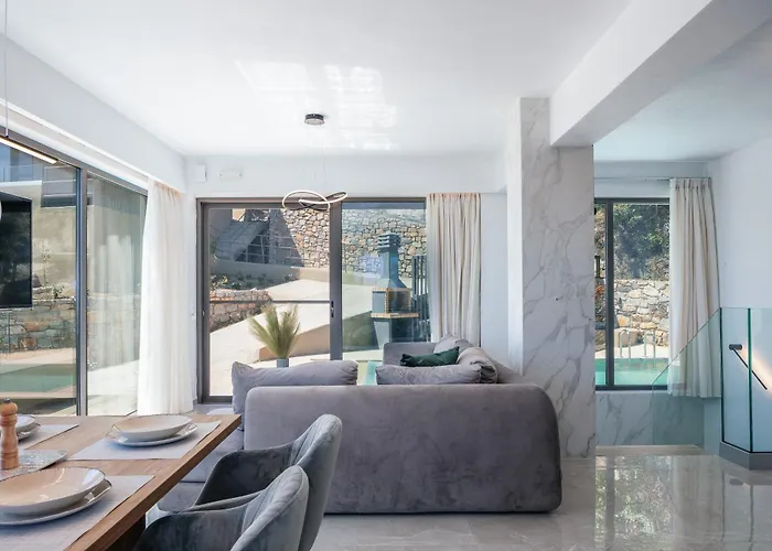 Sigma Villa, Private Swimming Pool Garden, Panoramic Sunset Villa Rethymno (Crete)