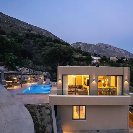 Sigma Villa, Private Swimming Pool Garden, Panoramic Sunset Вилла *